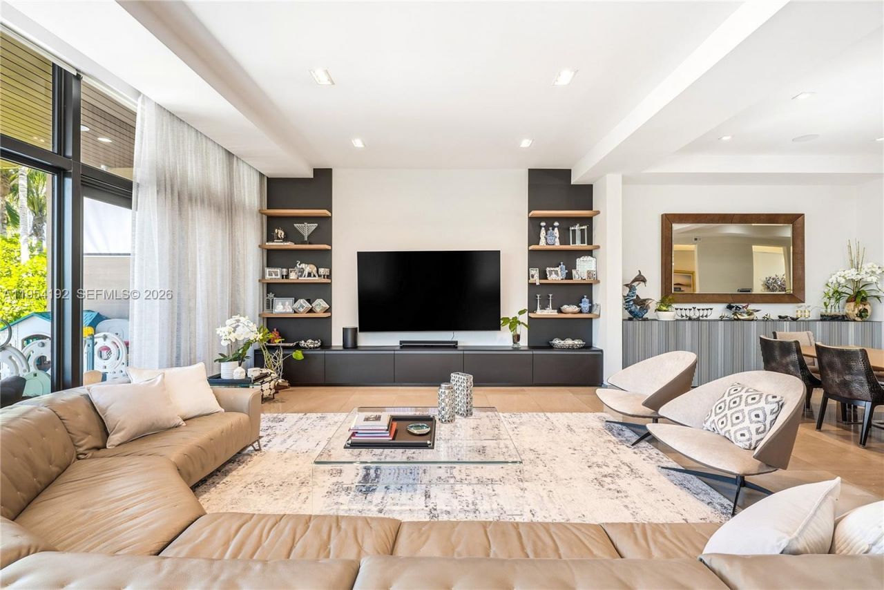 364 Golden Beach Dr , Golden Beach, FL 33160 Photo