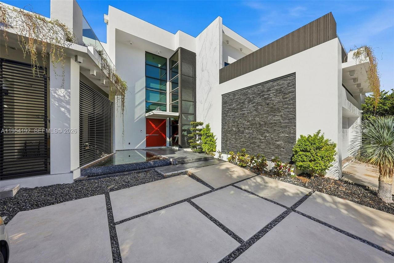 364 Golden Beach Dr , Golden Beach, FL 33160 Photo