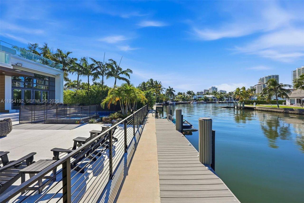 364 Golden Beach Dr , Golden Beach, FL 33160 Photo