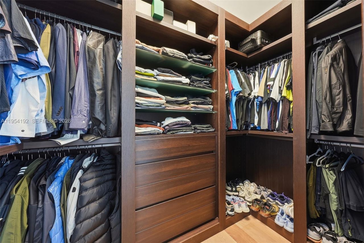 364 Golden Beach Dr , Golden Beach, FL 33160 Photo