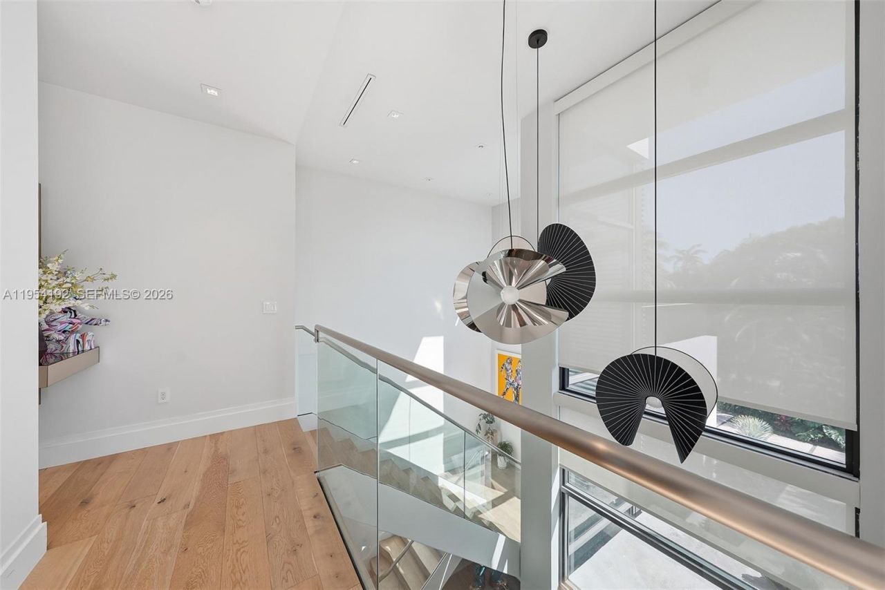 364 Golden Beach Dr , Golden Beach, FL 33160 Photo