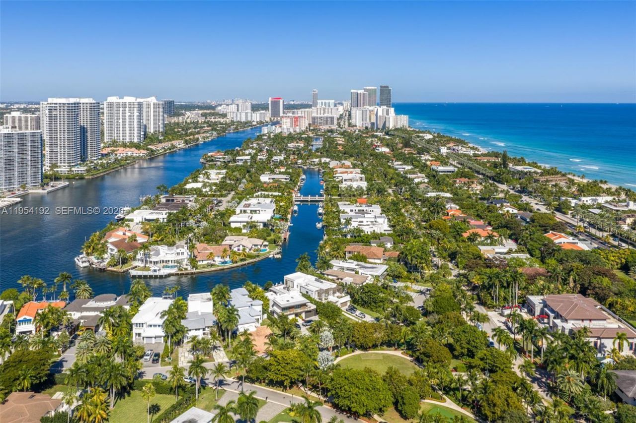 364 Golden Beach Dr , Golden Beach, FL 33160 Photo