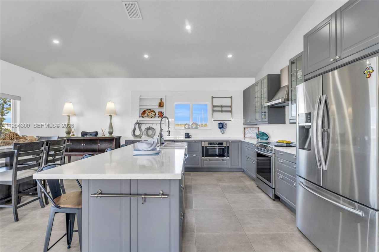 16 N Channel Dr, Key Largo, FL 33037 Photo