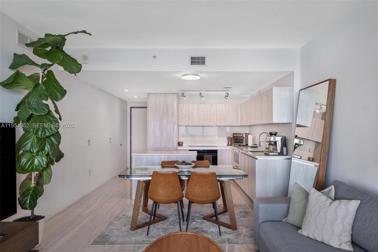 3131 NE 7th Ave , Unit 3605, Miami, FL 33137 Photo