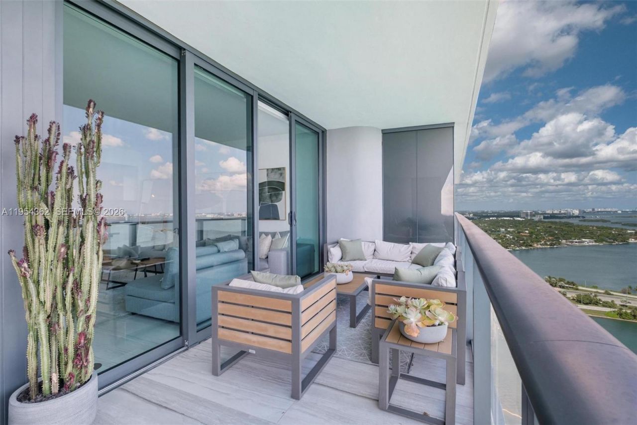 3131 NE 7th Ave , Unit 3605, Miami, FL 33137 Photo