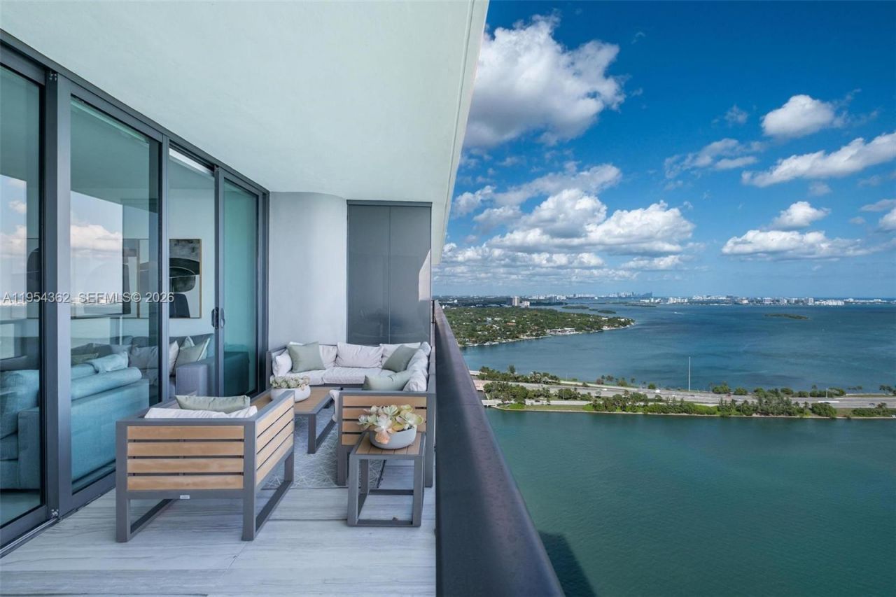 3131 NE 7th Ave , Unit 3605, Miami, FL 33137 Photo