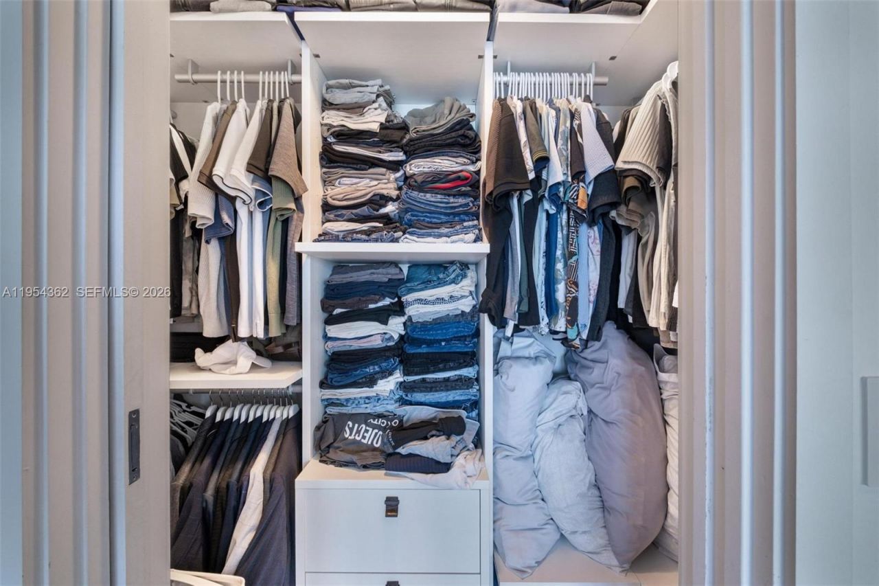 3131 NE 7th Ave , Unit 3605, Miami, FL 33137 Photo