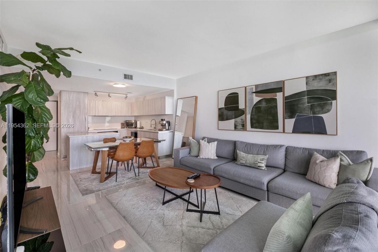 3131 NE 7th Ave , Unit 3605, Miami, FL 33137 Photo