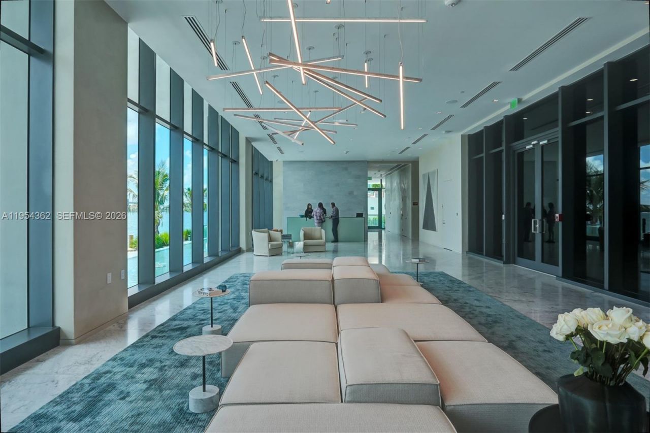 3131 NE 7th Ave , Unit 3605, Miami, FL 33137 Photo