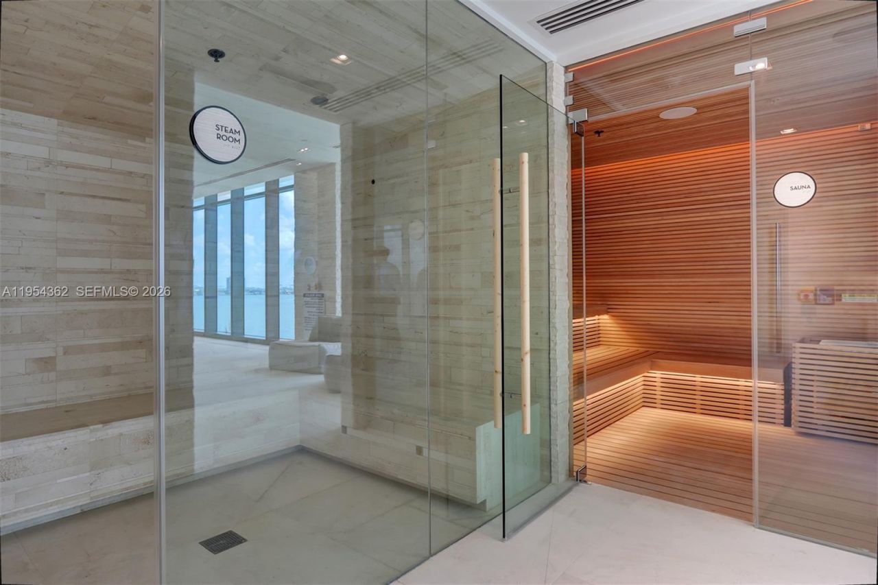 3131 NE 7th Ave , Unit 3605, Miami, FL 33137 Photo