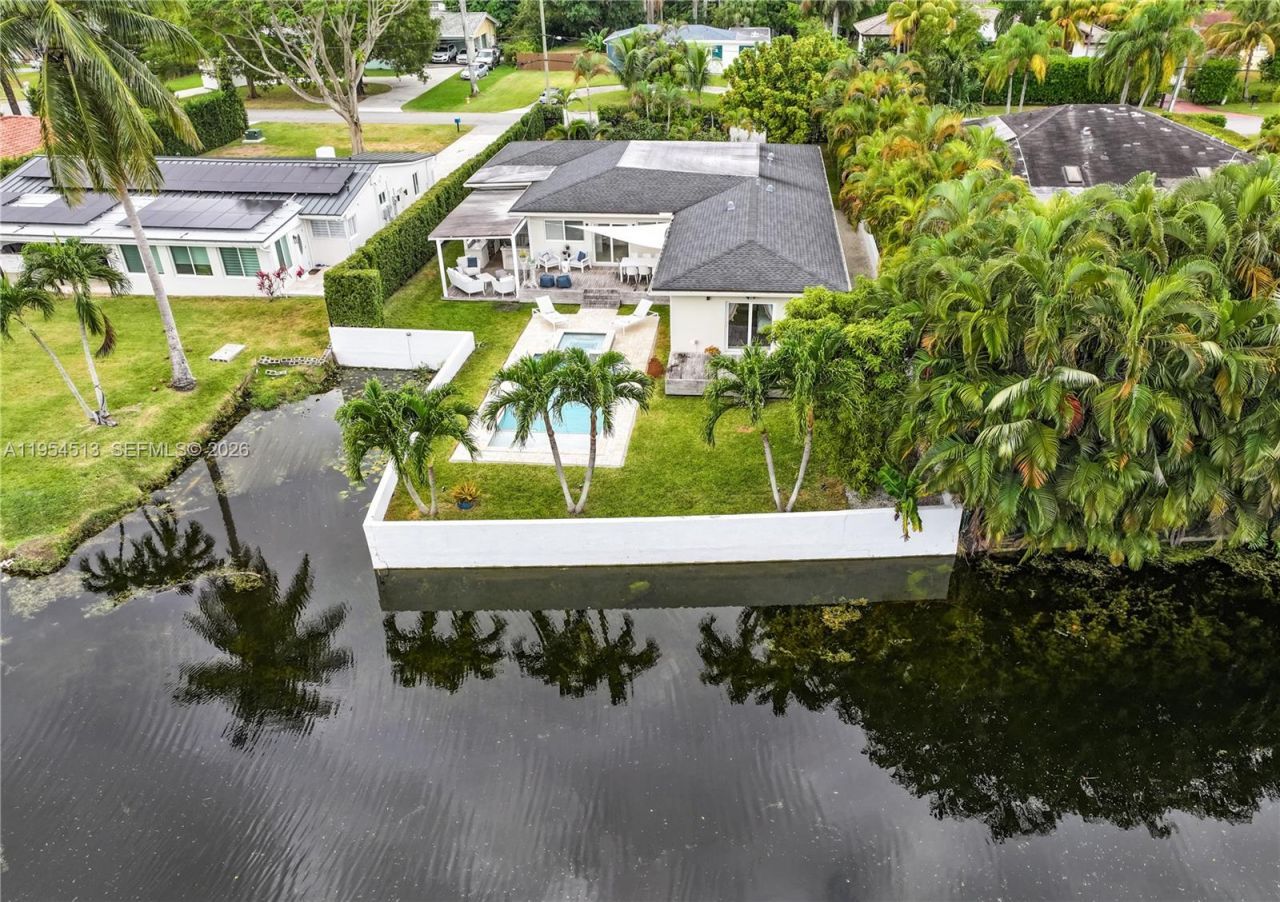 13801 S Biscayne River Rd, Unit 13801, Miami, FL 33161 Photo