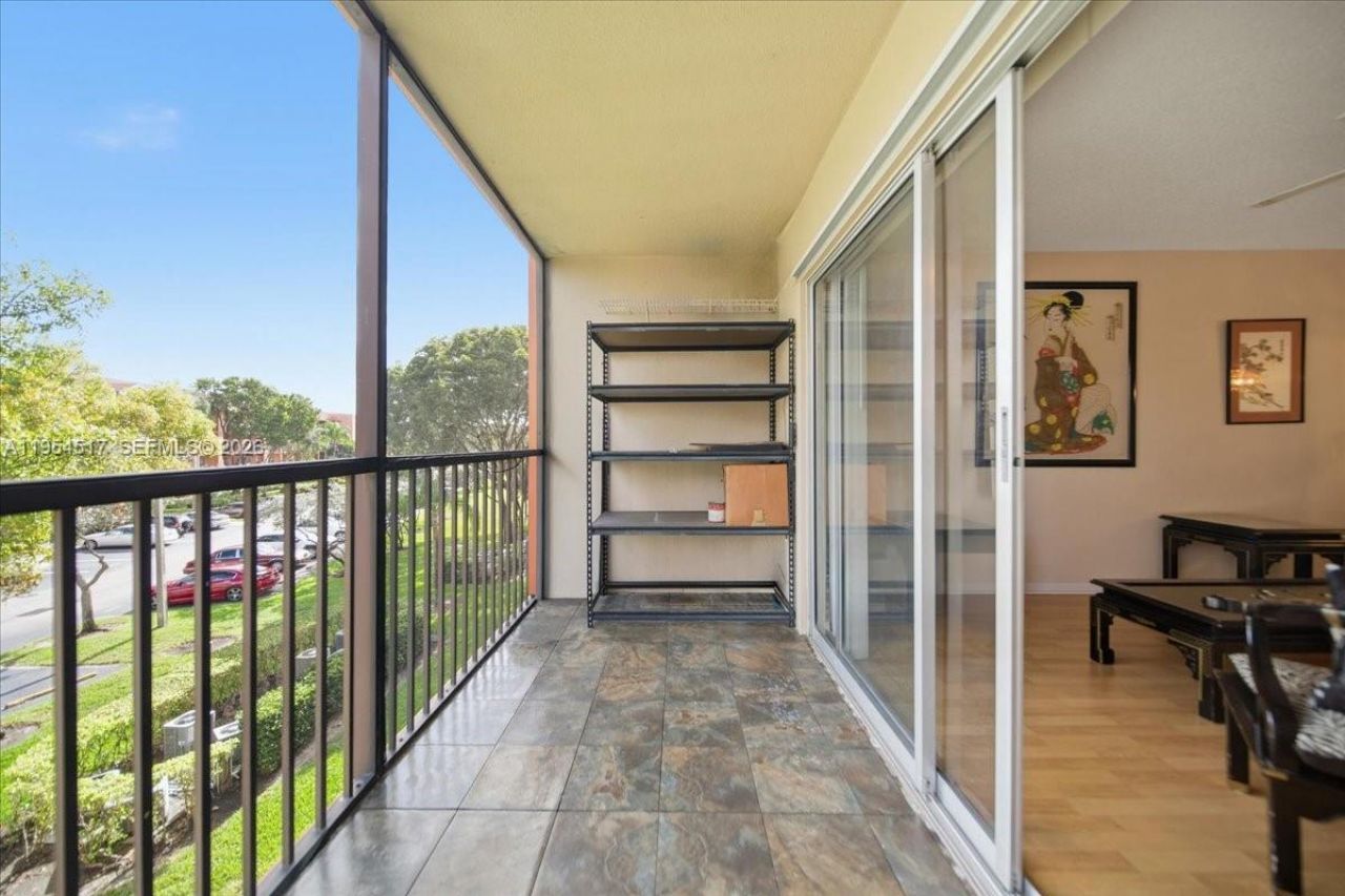 601 SW 142nd Ave , Unit 304Q, Pembroke Pines, FL 33027 Photo