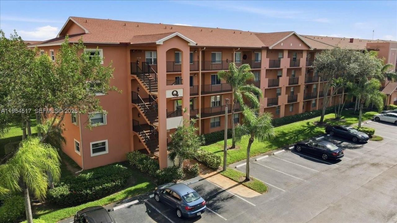 601 SW 142nd Ave , Unit 304Q, Pembroke Pines, FL 33027 Photo