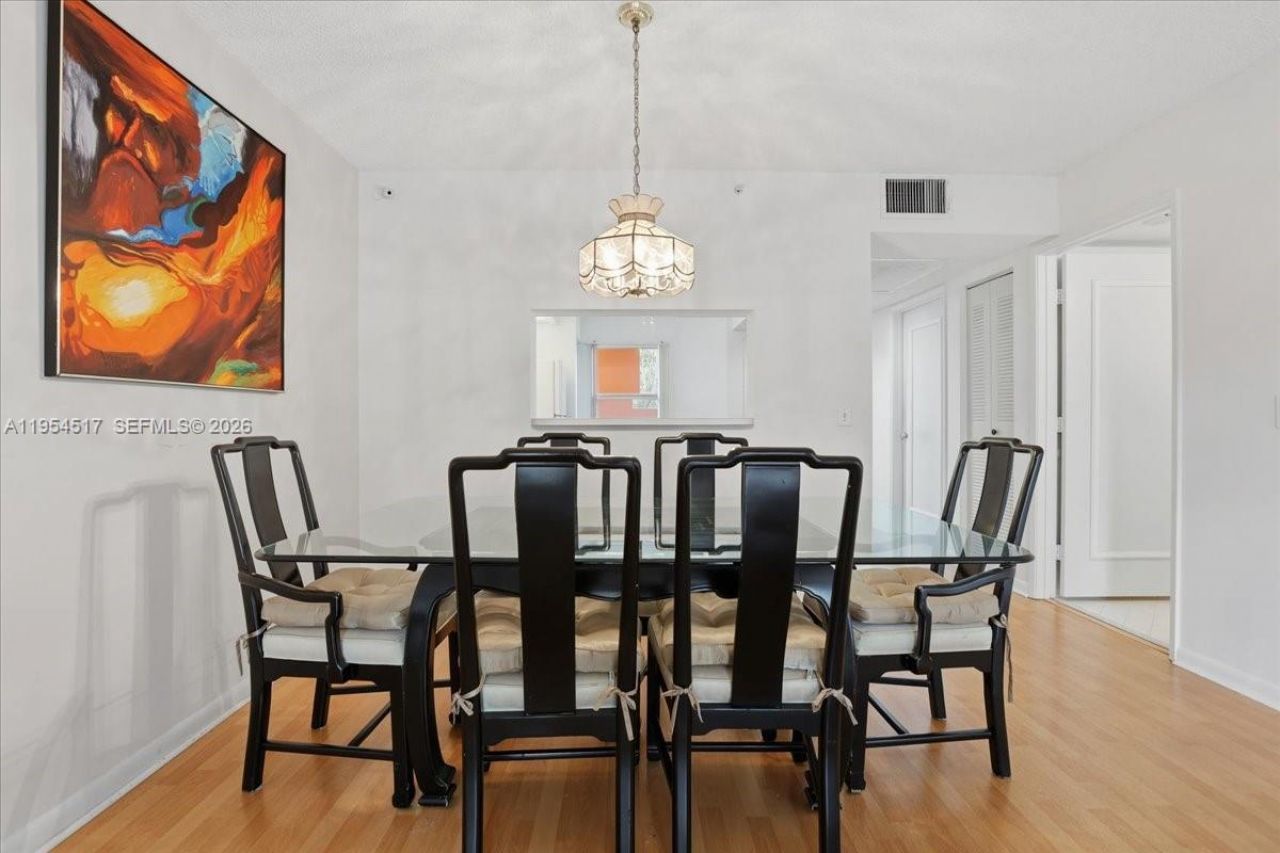 601 SW 142nd Ave , Unit 304Q, Pembroke Pines, FL 33027 Photo