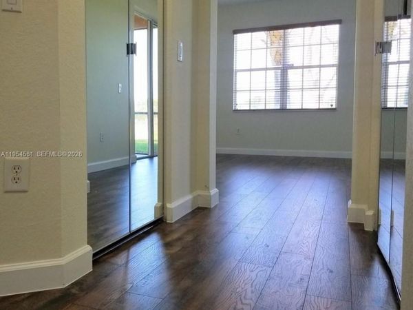 8255 NW 128th Ln, Unit 19-C, Parkland, FL 33076