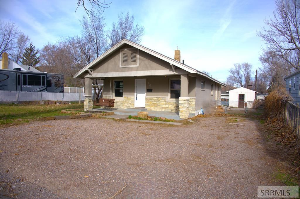 56 Cottonwood Avenue, Pocatello, ID 83204 Main Photo