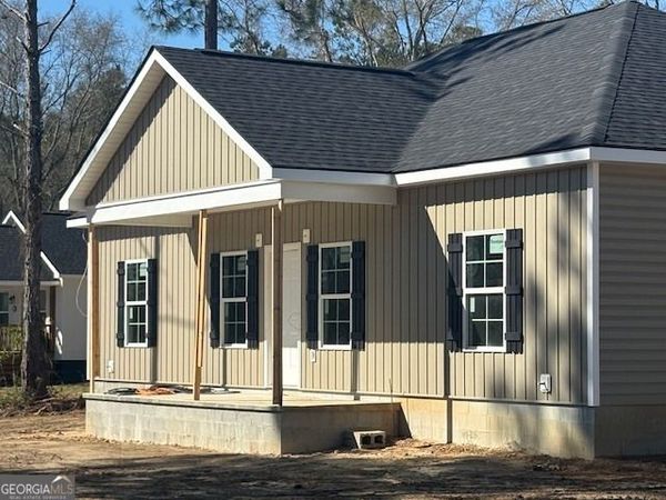 231 Ford Street, Poulan, GA 31781