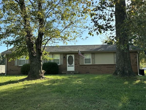 305 Welchwood Dr, Clarksville, TN 37040