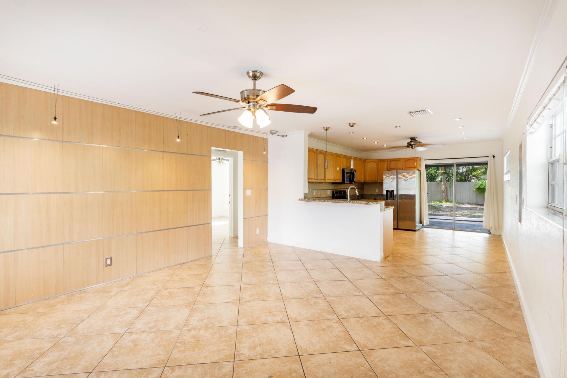 1139 NW 1st Avenue, Fort Lauderdale, FL 33311 Photo