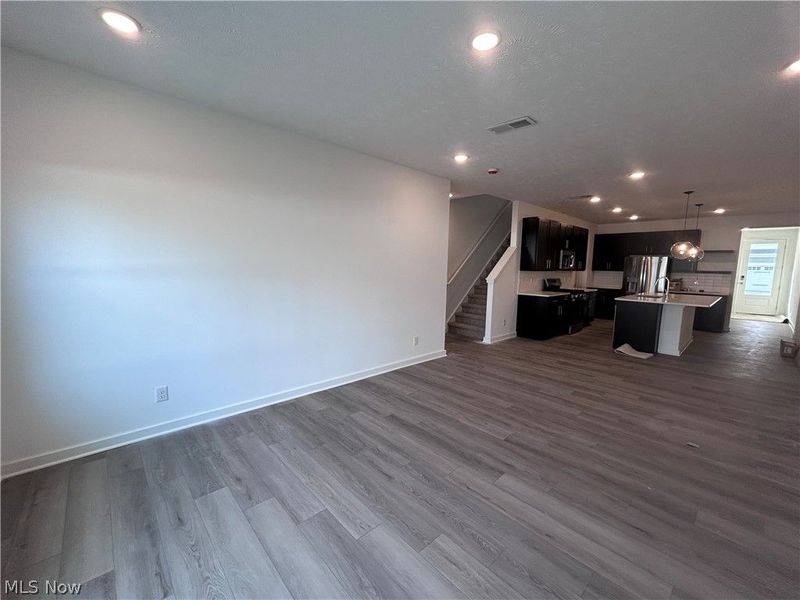 5083 Shepherds Glen, Willoughby, OH 44094 Photo 7