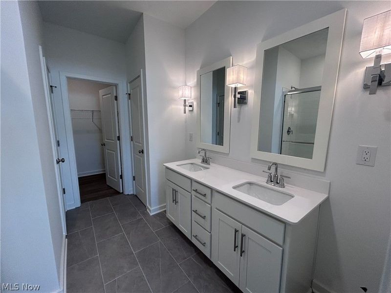 5083 Shepherds Glen, Willoughby, OH 44094 Photo 9