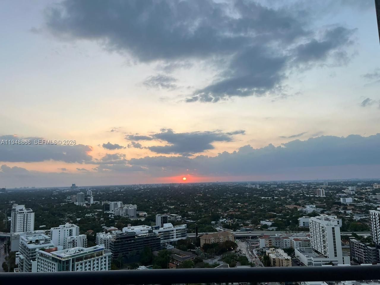 60 SW 13th St , Unit 3013, Miami, FL 33130 Photo