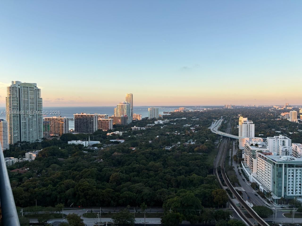 60 SW 13th St , Unit 3013, Miami, FL 33130 Photo