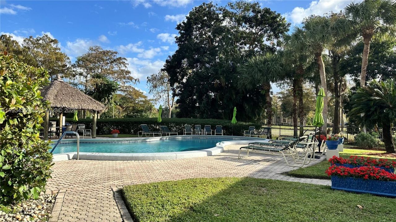 6200 NW 44th St , Unit 208, Lauderhill, FL 33319 Photo