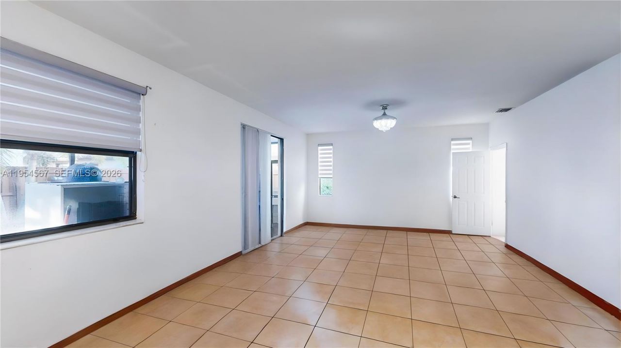 174 SE 35th Ave, Homestead, FL 33033 Photo