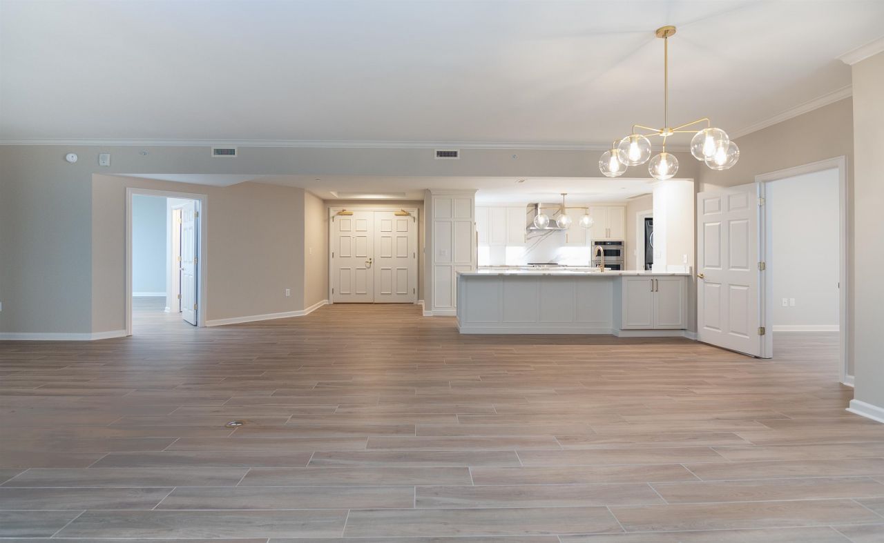 8500 Margate Circle Photo 12