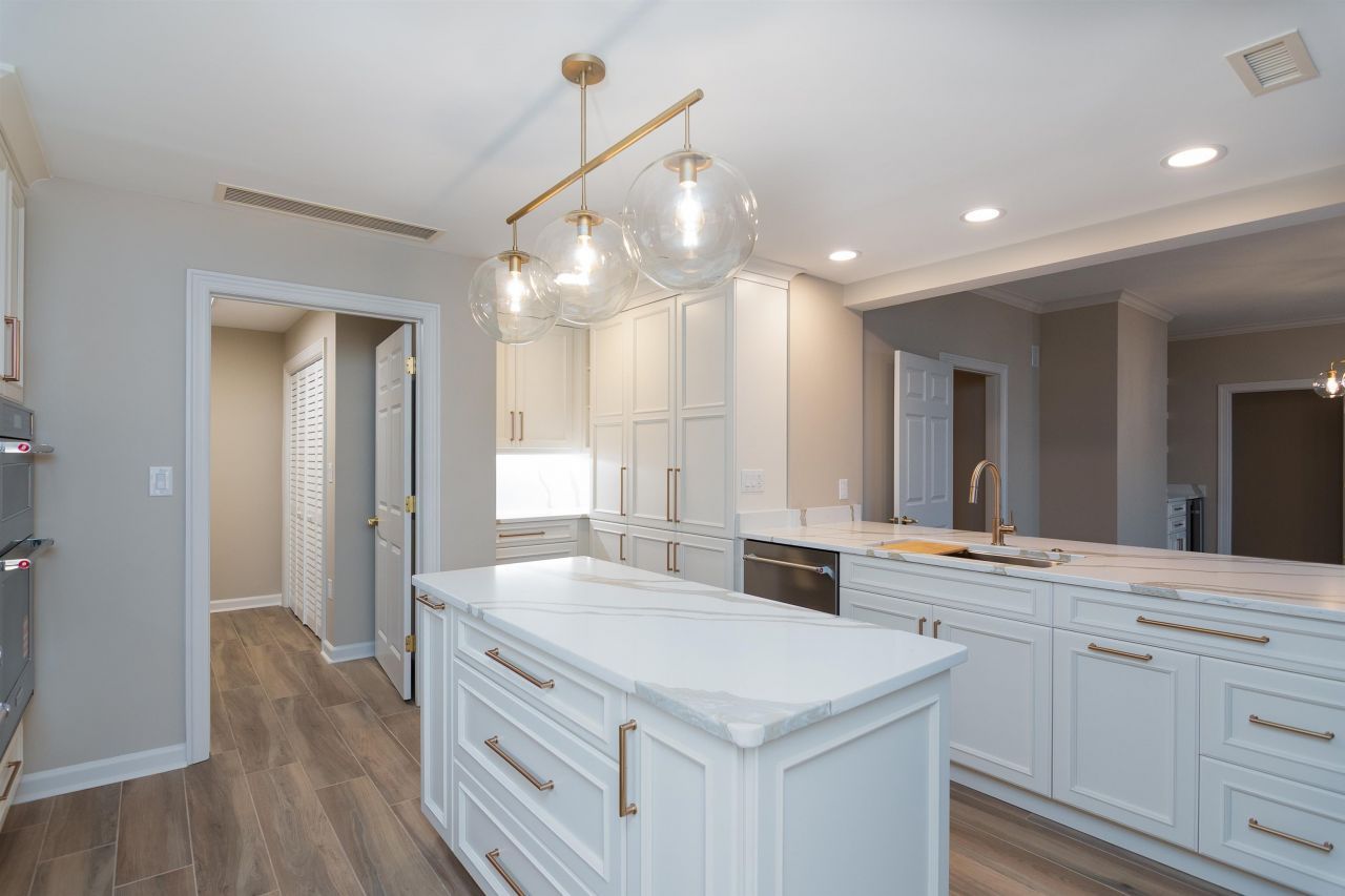 8500 Margate Circle Photo 21