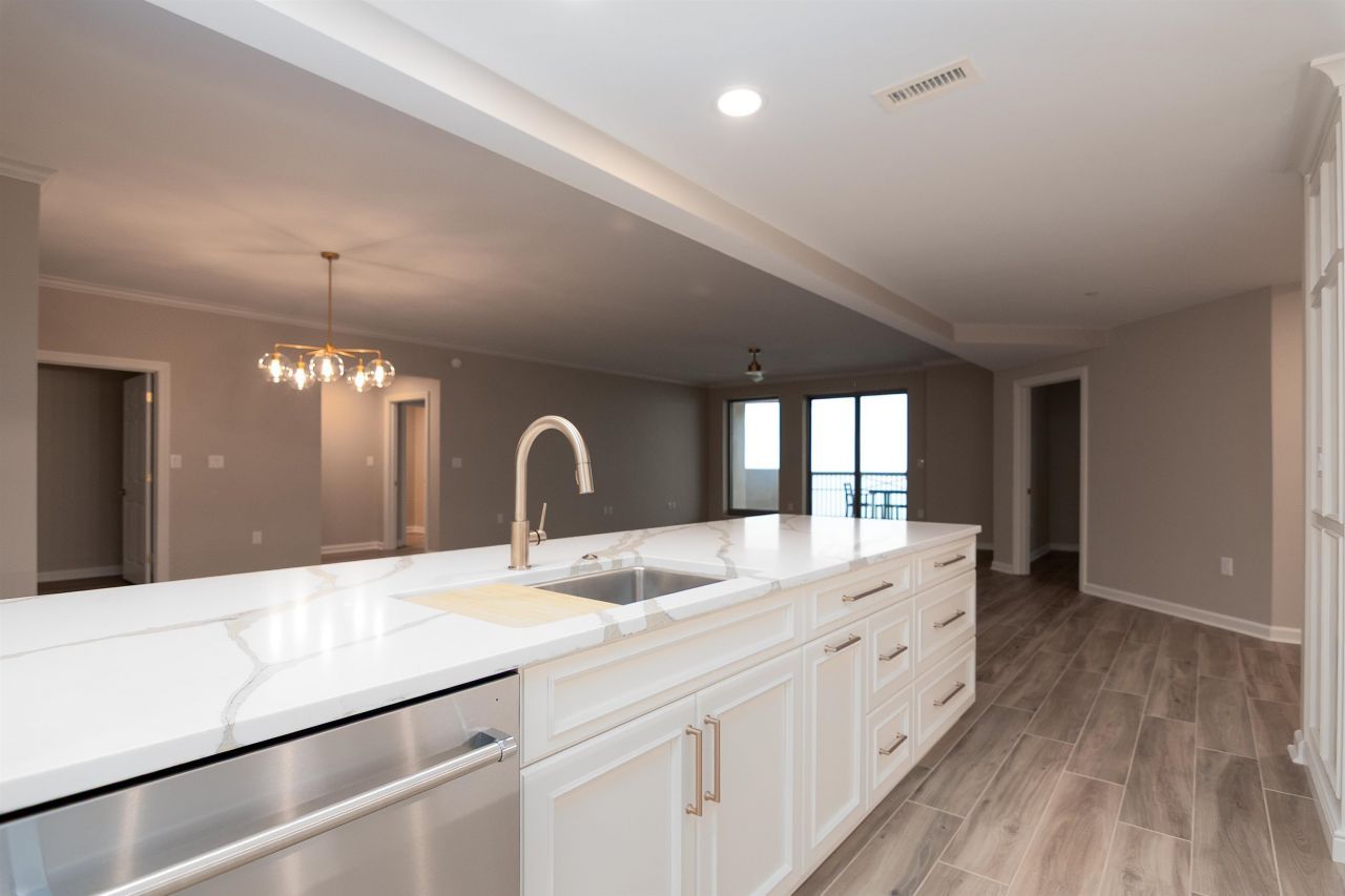 8500 Margate Circle Photo 24