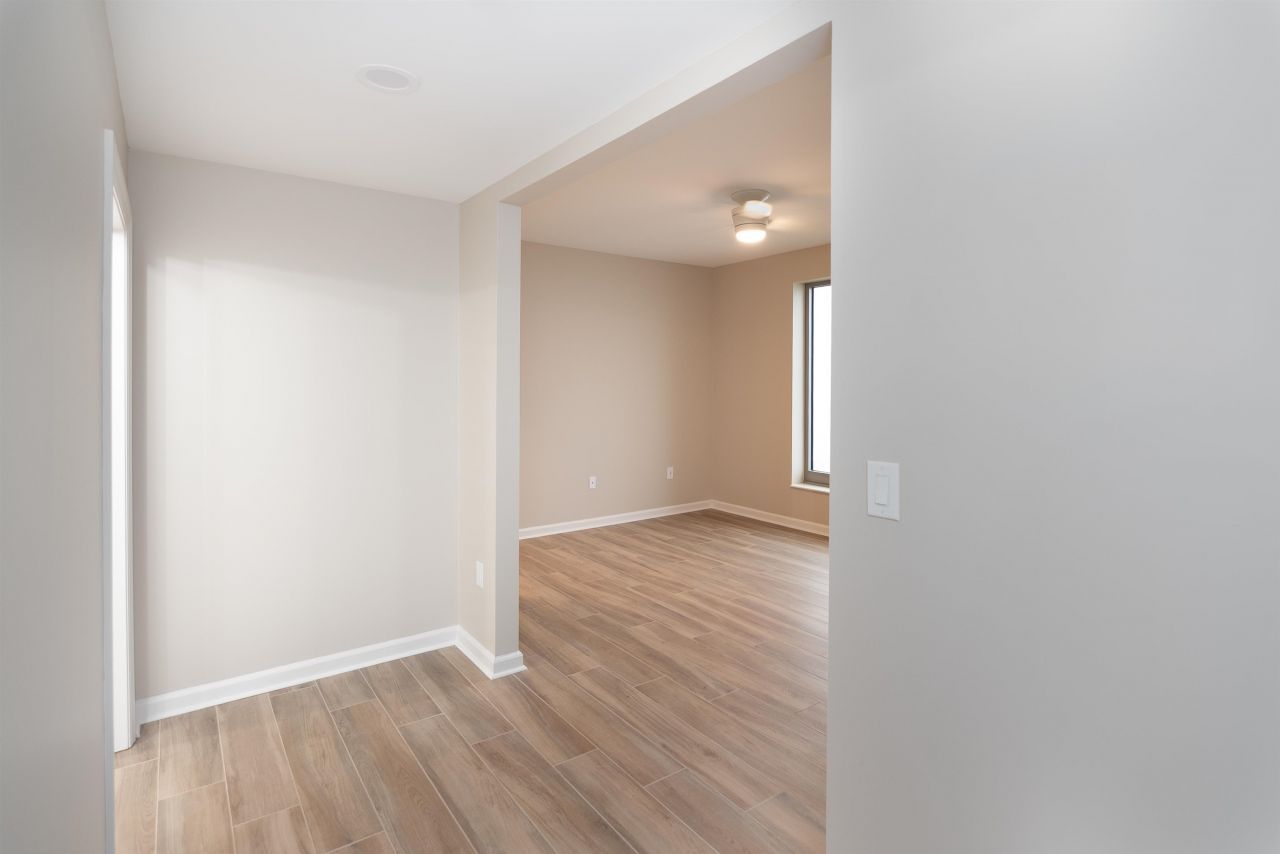 8500 Margate Circle Photo 48