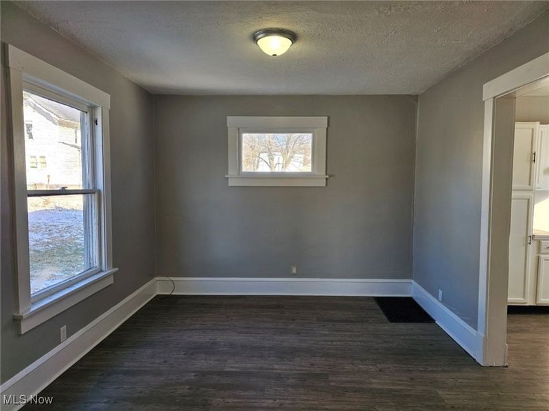 1411 Laiblin Place NE, Canton, OH 44705 Photo 6