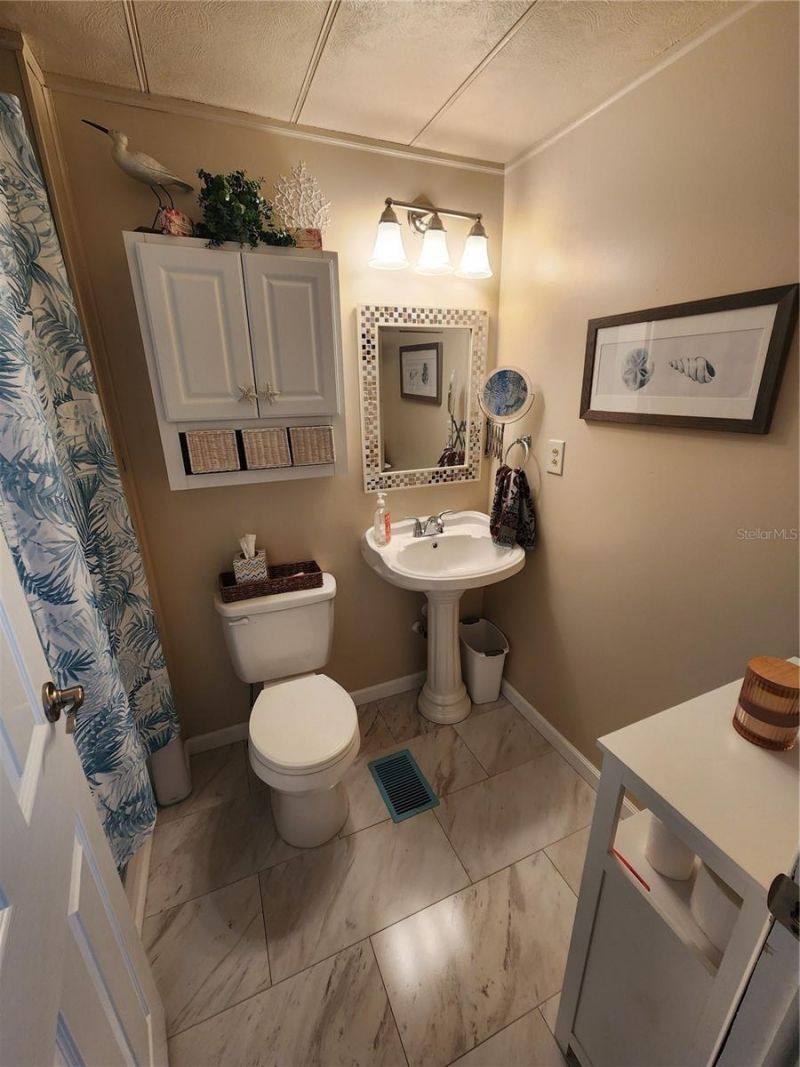 808 53rd Avenue E, Unit 22, Bradenton, FL 34203 Photo