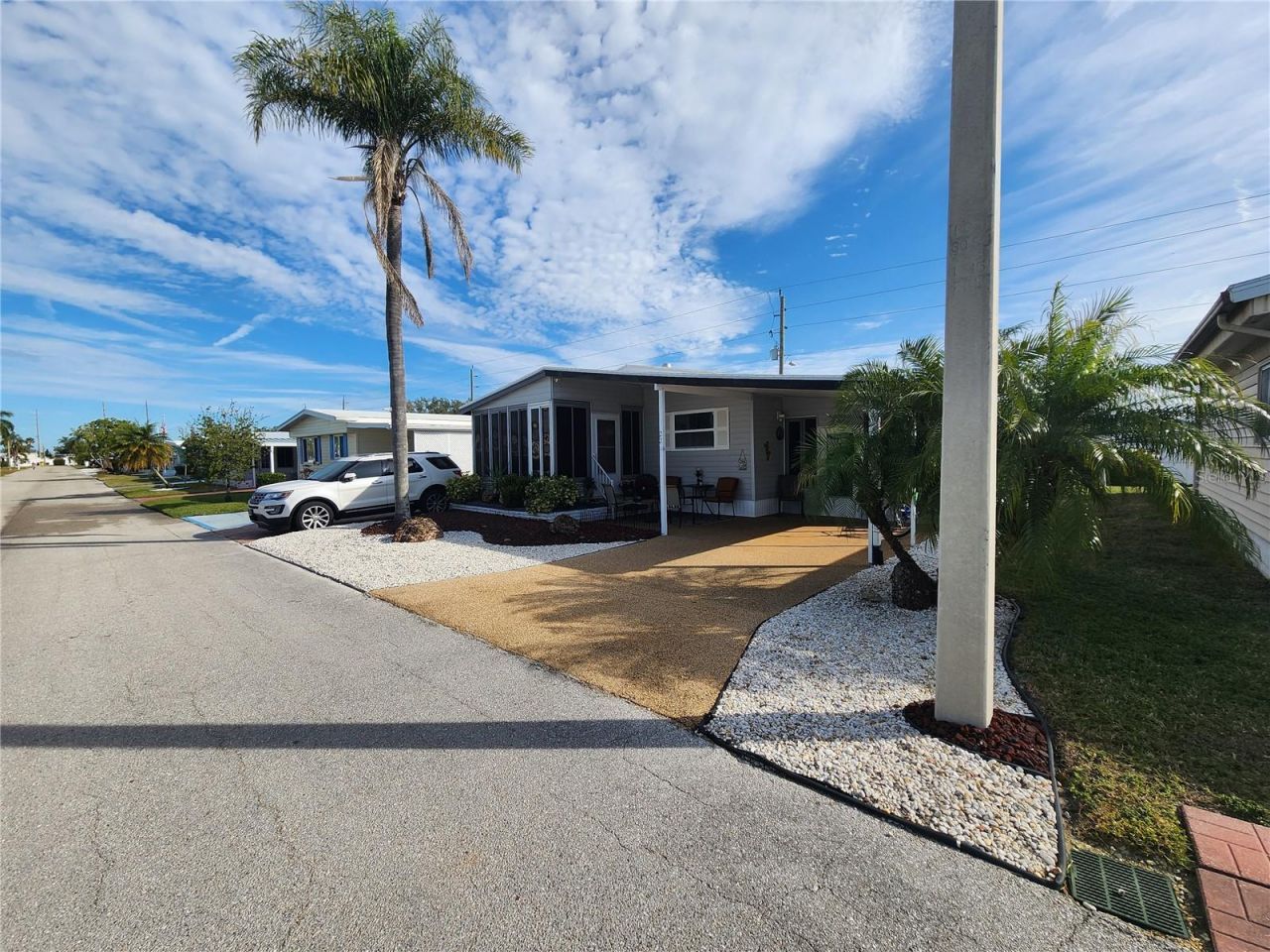 808 53rd Avenue E, Unit 22, Bradenton, FL 34203 Photo