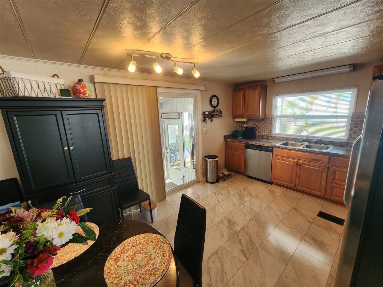 808 53rd Avenue E, Unit 22, Bradenton, FL 34203 Photo