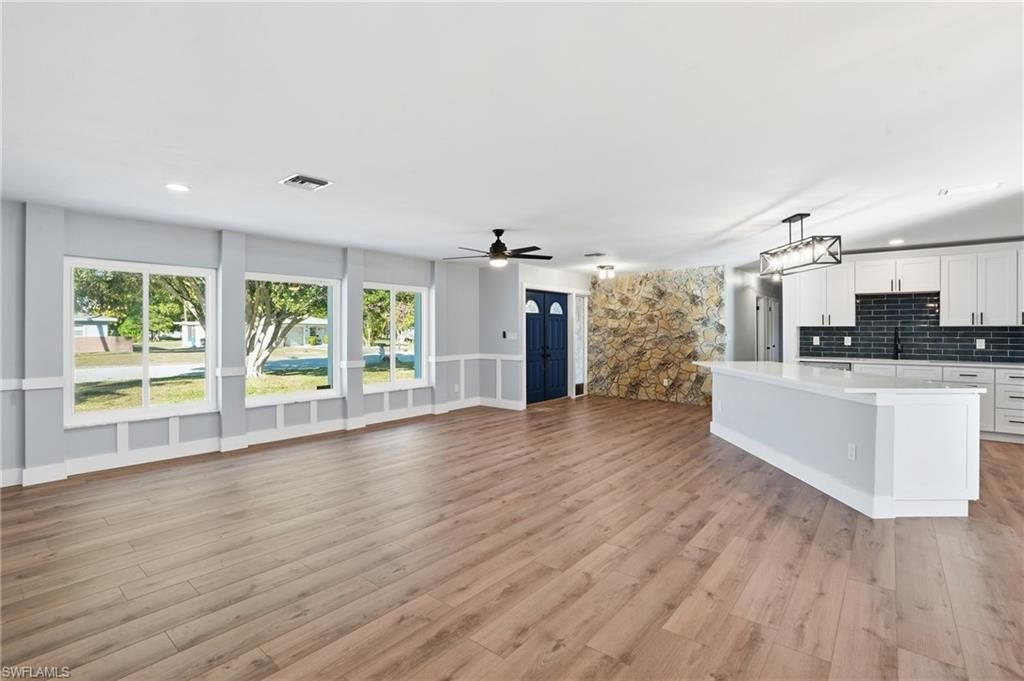 113 E Lake Dr, Lehigh Acres, FL 33936 Photo