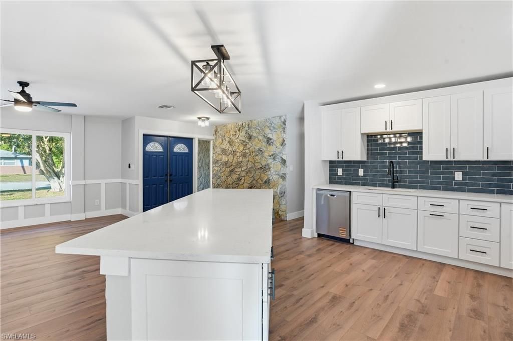 113 E Lake Dr, Lehigh Acres, FL 33936 Photo