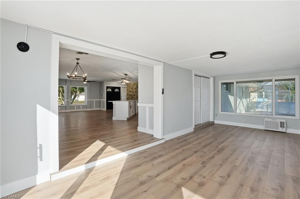 113 E Lake Dr, Lehigh Acres, FL 33936 Photo