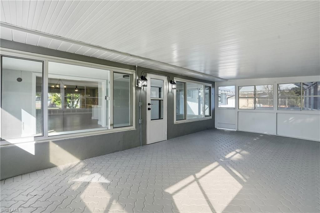 113 E Lake Dr, Lehigh Acres, FL 33936 Photo