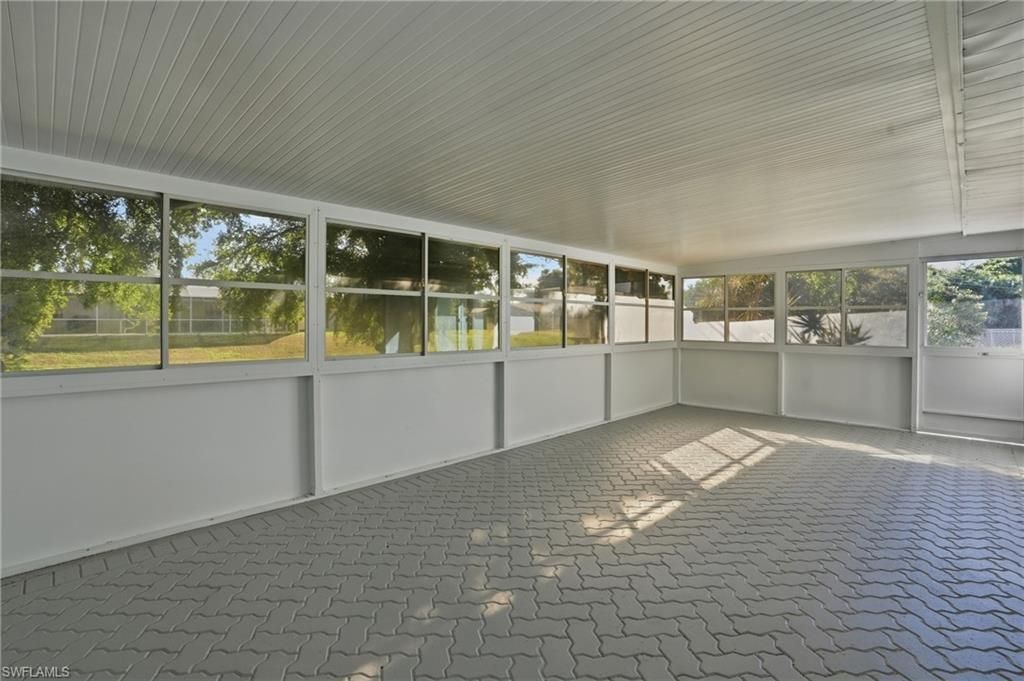 113 E Lake Dr, Lehigh Acres, FL 33936 Photo