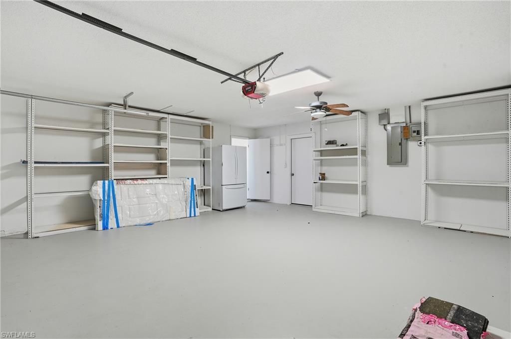 113 E Lake Dr, Lehigh Acres, FL 33936 Photo