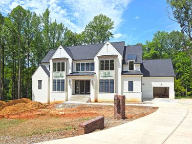 6477 Sanctuary Falls Drive, Raleigh, NC 27614