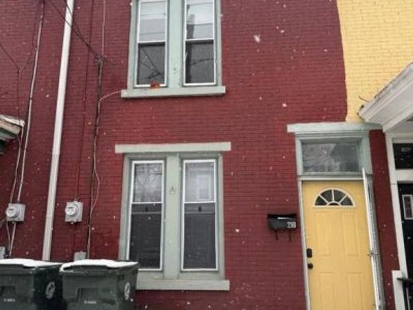 210 W UNION STREET, BURLINGTON, NJ 08016