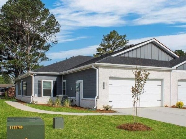 116 Arlington Dr, Chickamauga, GA 30707