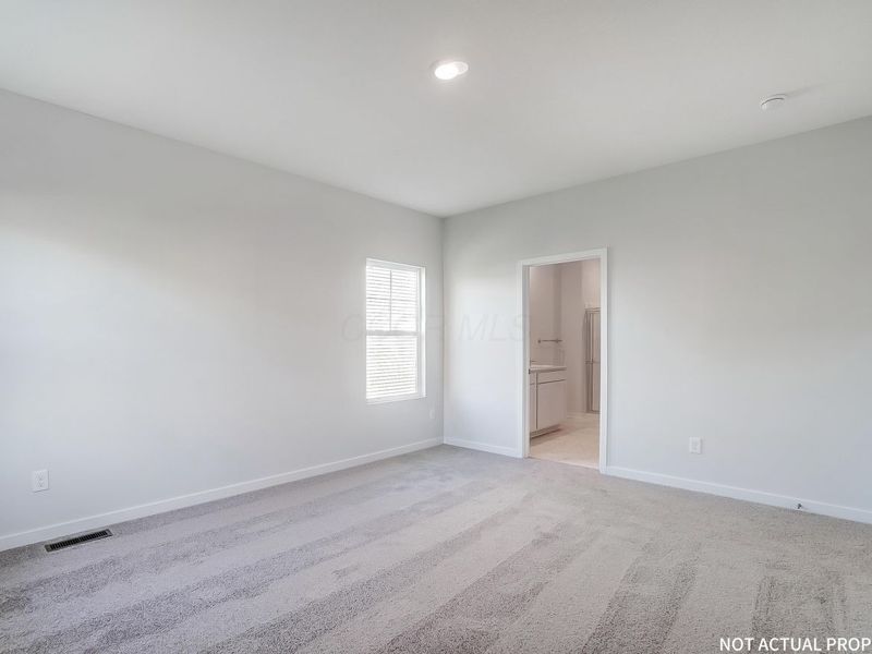 128 Vine Grove Drive, Circleville, OH 43113 Photo 13