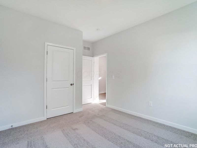 128 Vine Grove Drive, Circleville, OH 43113 Photo 23