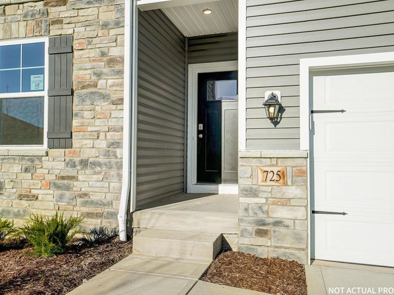 128 Vine Grove Drive, Circleville, OH 43113 Photo 4