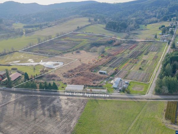 727 SW Stringtown Rd, Forest Grove, OR 97116